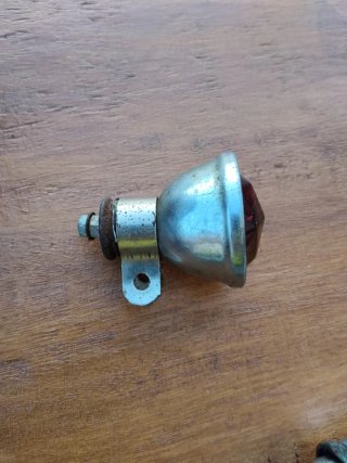 Faro Watson, Bomba y Piloto Trasero Antiguo