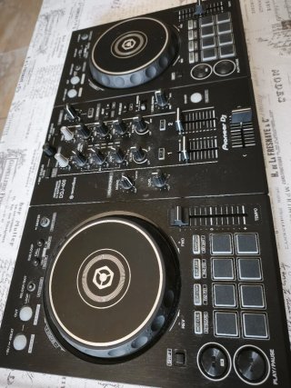Controlador DJ Pioneer DDJ-400 Negro