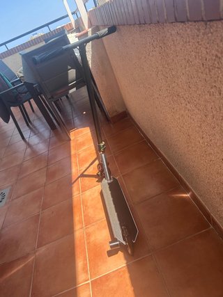 Patinete Freestyle con Acabado Metalizado