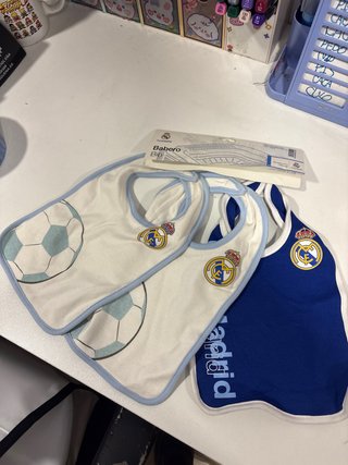 3 Baberos Oficiales Real Madrid Bebé