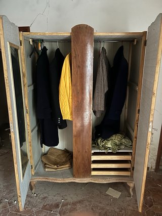 URGE VENTA !!! Armario Antiguo de Madera