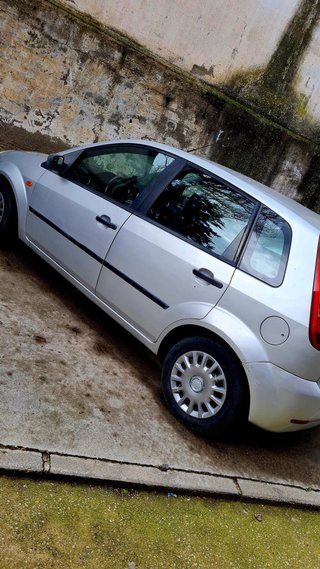 Ford Fiesta 2004