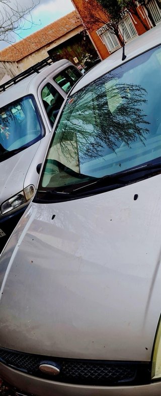 Ford Fiesta 2004