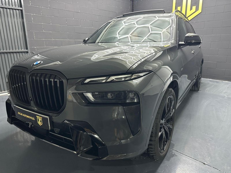 BMW X7 2024