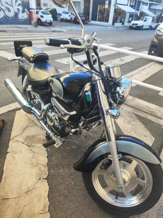 Hyosung Aquila 125cc Moto Custom