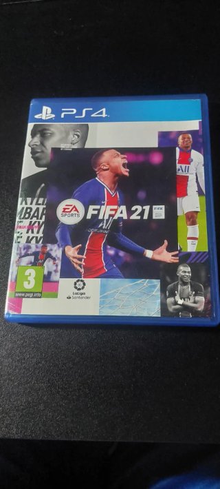 Lote Juegos PS4: Spider-Man, FIFA, Sims 4 y más