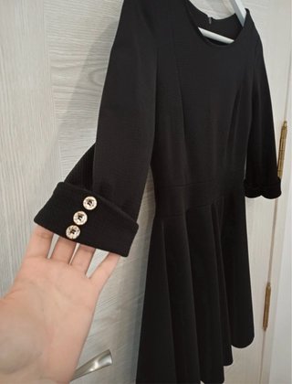 Vestido Negro Estilo Minimalista