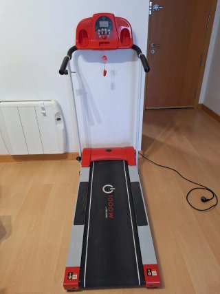 Cinta de correr Cecotec 1000W plegable