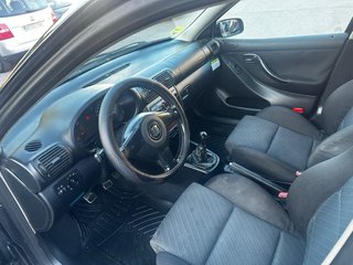 SEAT Leon 2004