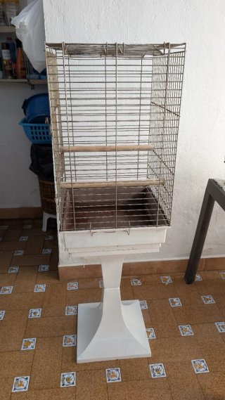 Jaula para loro con soporte
