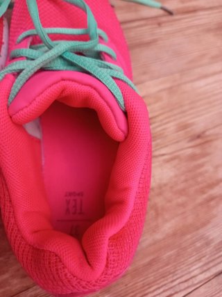 Zapatillas Deportivas Rosa y Turquesa