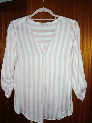 Blusa Stradivarius Rayas Rosas Talla S