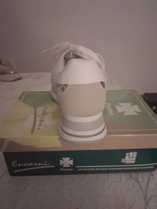Zapatillas de Plataforma Beige y Plateadas