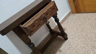 Mesita de Noche de Madera