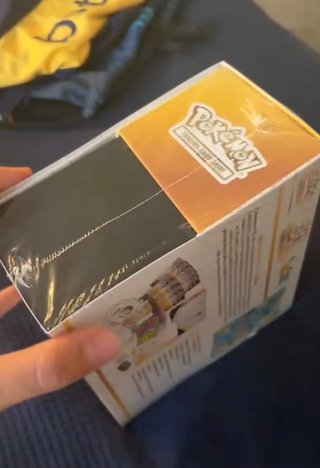 Elite Trainer Box Pokémon 30 Aniversario