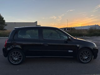 Renault Clio Sport Team Pack Racing