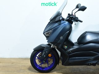 YAMAHA XMAX 125 (TOP CASE)