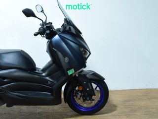 YAMAHA XMAX 125 (TOP CASE)