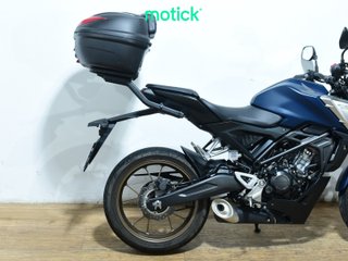 HONDA CB 125 R (TOP CASE)