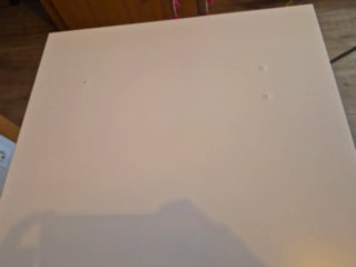 Mesa escritorio con caballetes ajustables