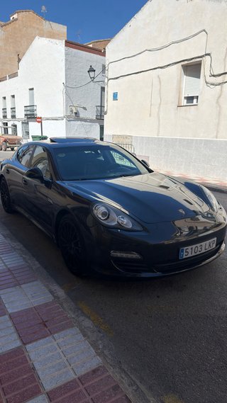 Porsche Panamera 2012