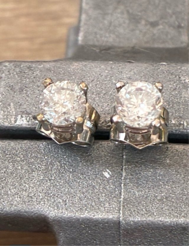 Pendientes Oro 18k Diamantes Naturales 1.06 Ct