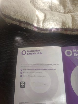 Macmillan English Hub. EOI Edition. C1 Student'...