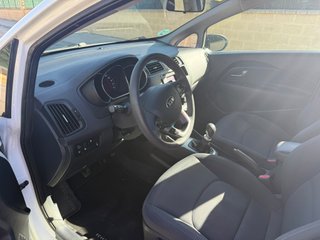 KIA Rio 2014 - 28.000KMS - 1 Propietario