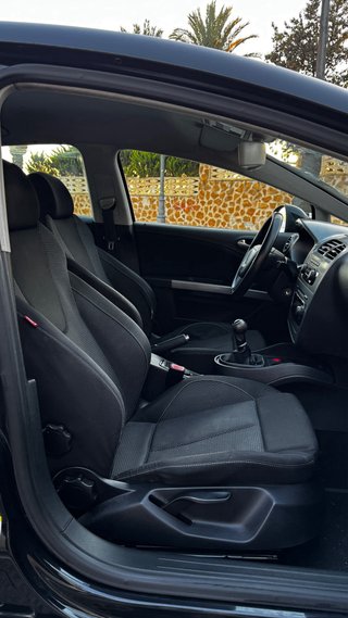 SEAT LEON 2.0 TDI 140 SPORT
