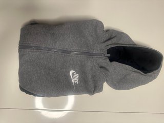 Chándal Nike gris y negro niño Talla M