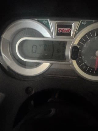 Moto TGB Scooter. Motor Yamaha Negra