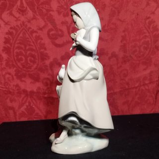 Figura Lladro Niña con Paloma