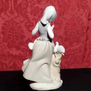 Figura Lladro Niña con Paloma