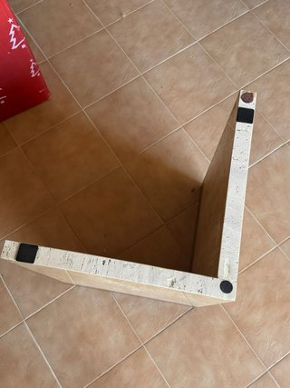 Mesa de mármol ovalada