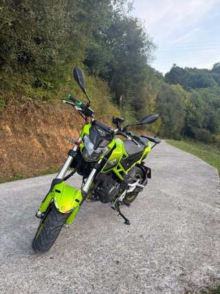 Benelli TNT 125 Naked 2020 Verde