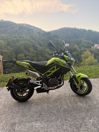 Benelli TNT 125 Naked 2020 Verde