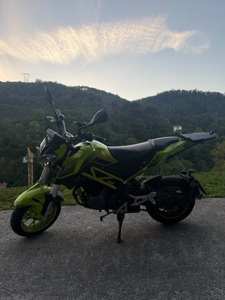 Benelli TNT 125 Naked 2020 Verde