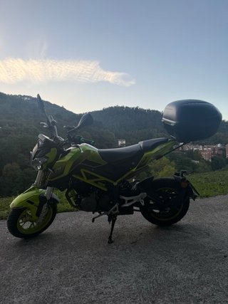 Benelli TNT 125 Naked 2020 Verde