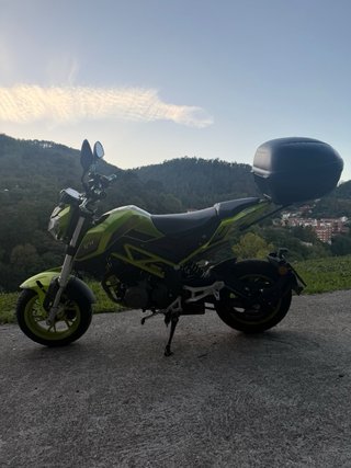 Benelli TNT 125 Naked 2020 Verde
