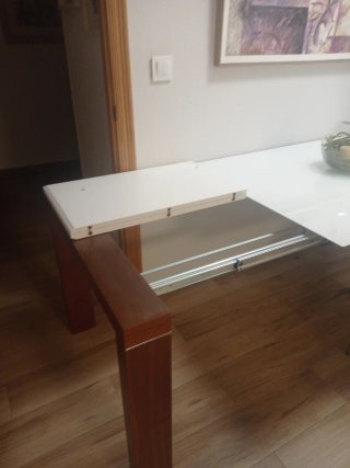 Mesa de Comedor con 4 Sillas