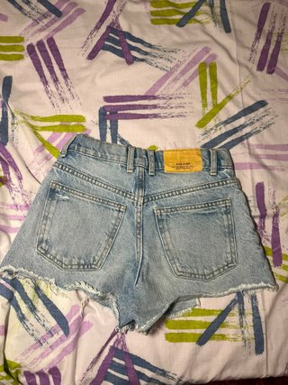 Calções de ganga Zara Tamanho 10 anos (140cm)