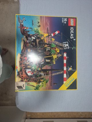 LEGO Ideas 21322 Pirates of Barracuda Bay