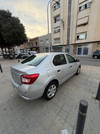 Dacia Logan 1.2 Ambiance • 2015 • 100.000 km • Mot