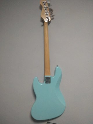 Bajo Squier Jazz Bass Azul