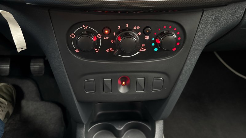 Dacia Sandero 1.5 dCi Stepway 2017, foto 14