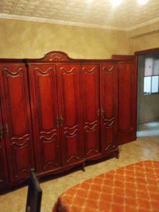 Se alquila habitación