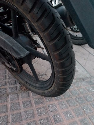 Yamaha YBR Negra
