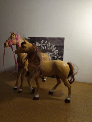 Lote 2 Caballos Barbie.
