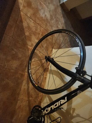 Bicicleta de Carretera Ridley Negra