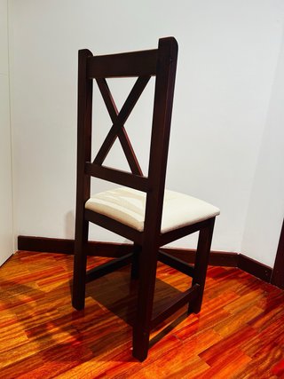 Set de 4 Sillas de Comedor de Madera